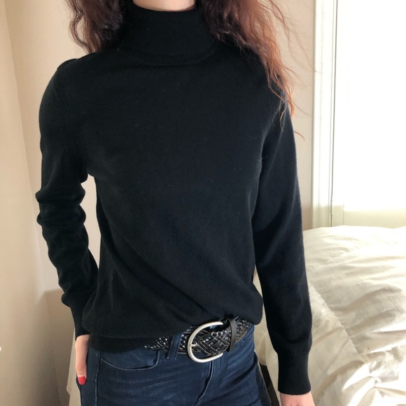 Posh Garden Sweaters - Solddd Outtt